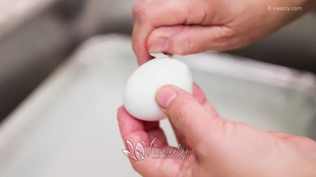 how-to-peel-eggs-shell